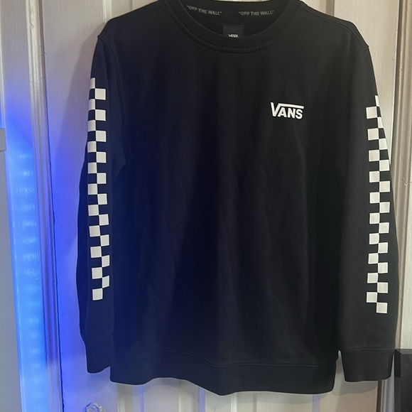 Shirt. - Picture 6 of 9